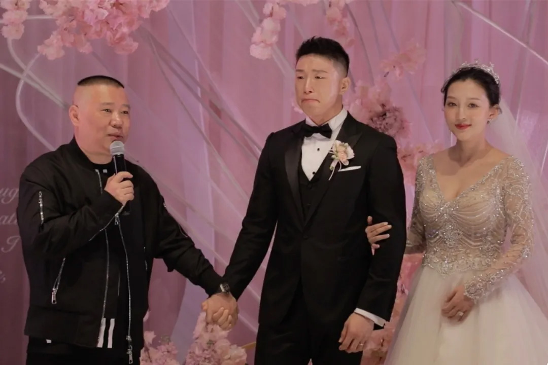 吐槽大会,阎鹤祥,郭麒麟,万里走单骑,赘婿,德云斗笑社,极限挑战,小岳岳,烧饼,三哥,孟鹤堂,九字科,秦霄贤,郭德纲,老郭有新番